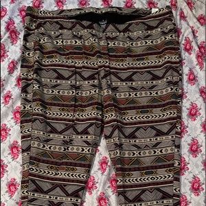 Aztec print plus size leggings